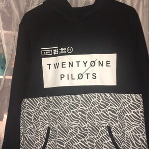 21 pilots sweatshirt